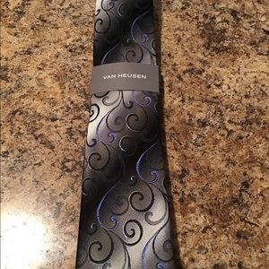 Van Heusen Tie